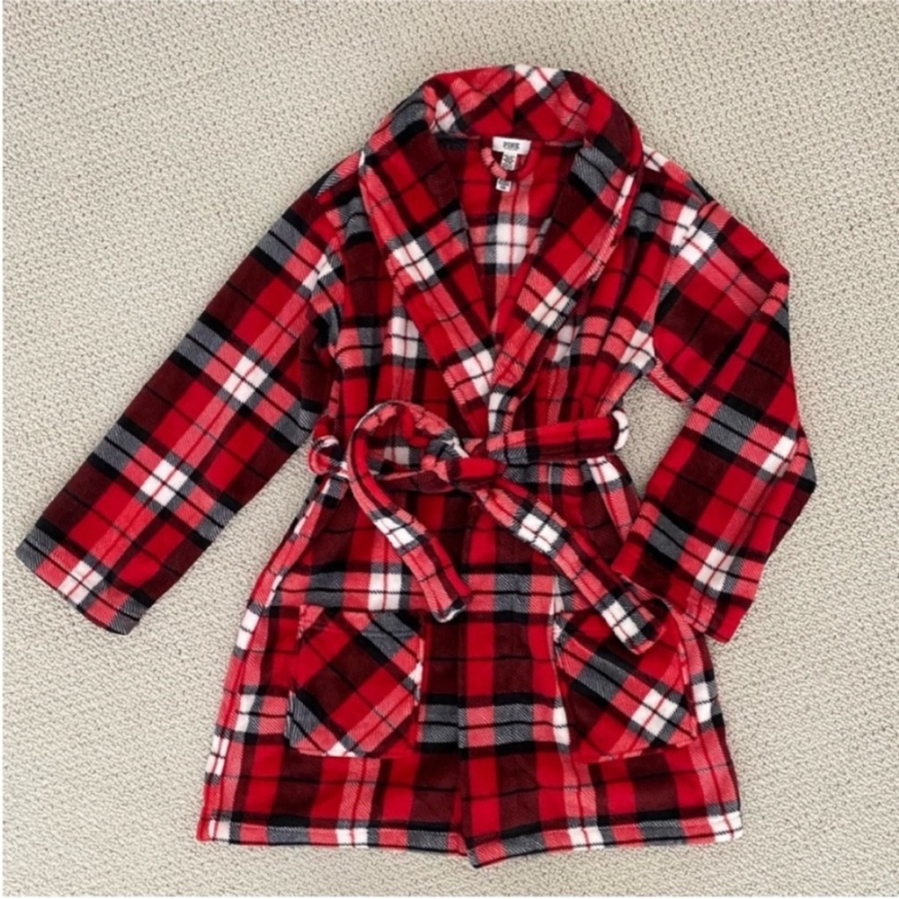 NWOT Victoria’s Secret PINK Robe